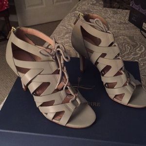 Pour La Victoire dress pumps, size 6.5